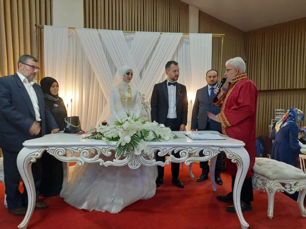 Badıllı ve Atılgan ailesinin evlatları Seher ile Sait çiftinin nikah töreni.